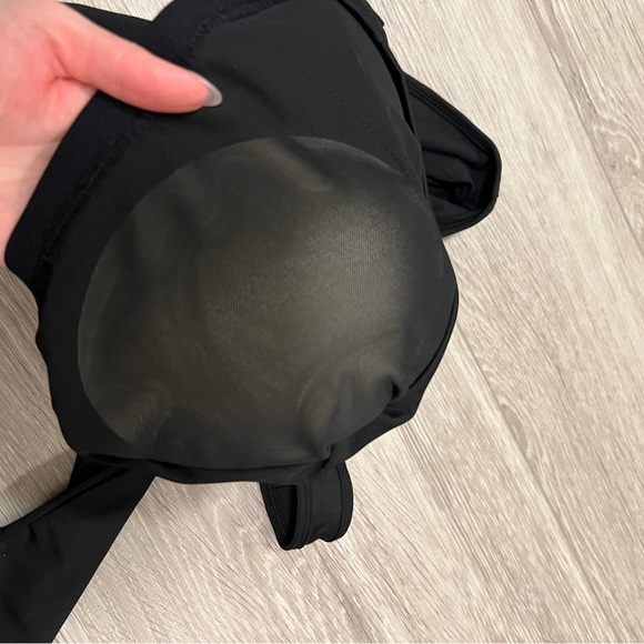 New long sleeve active wear top - Picture 8 of 8